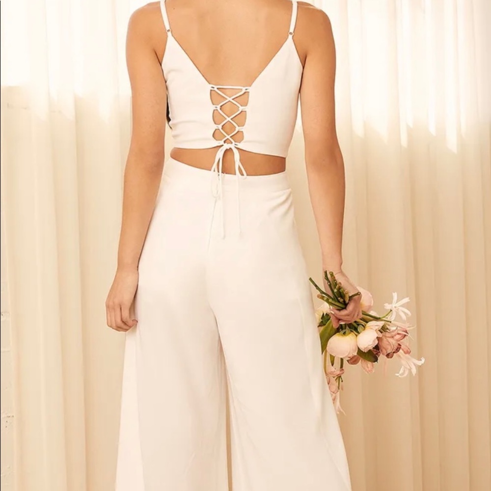 Lulu’s white two piece